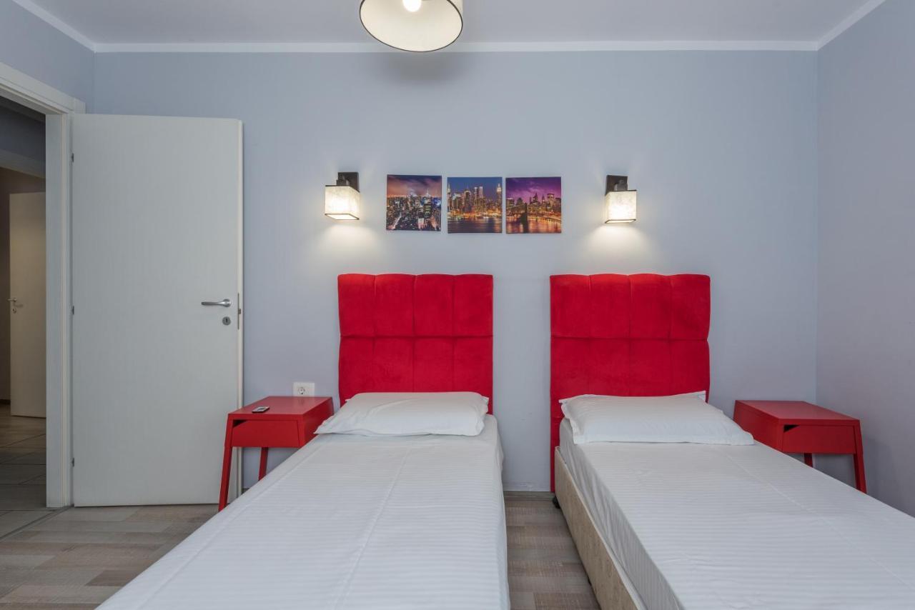 Royal Accommodation Bucharest Luaran gambar