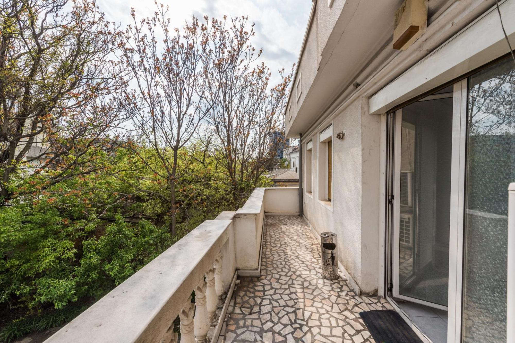 Royal Accommodation Bucharest Bilik gambar
